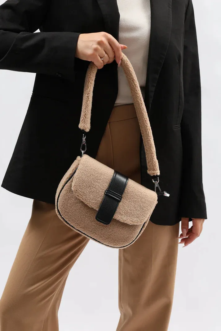 Alexa Black   Vista Beige