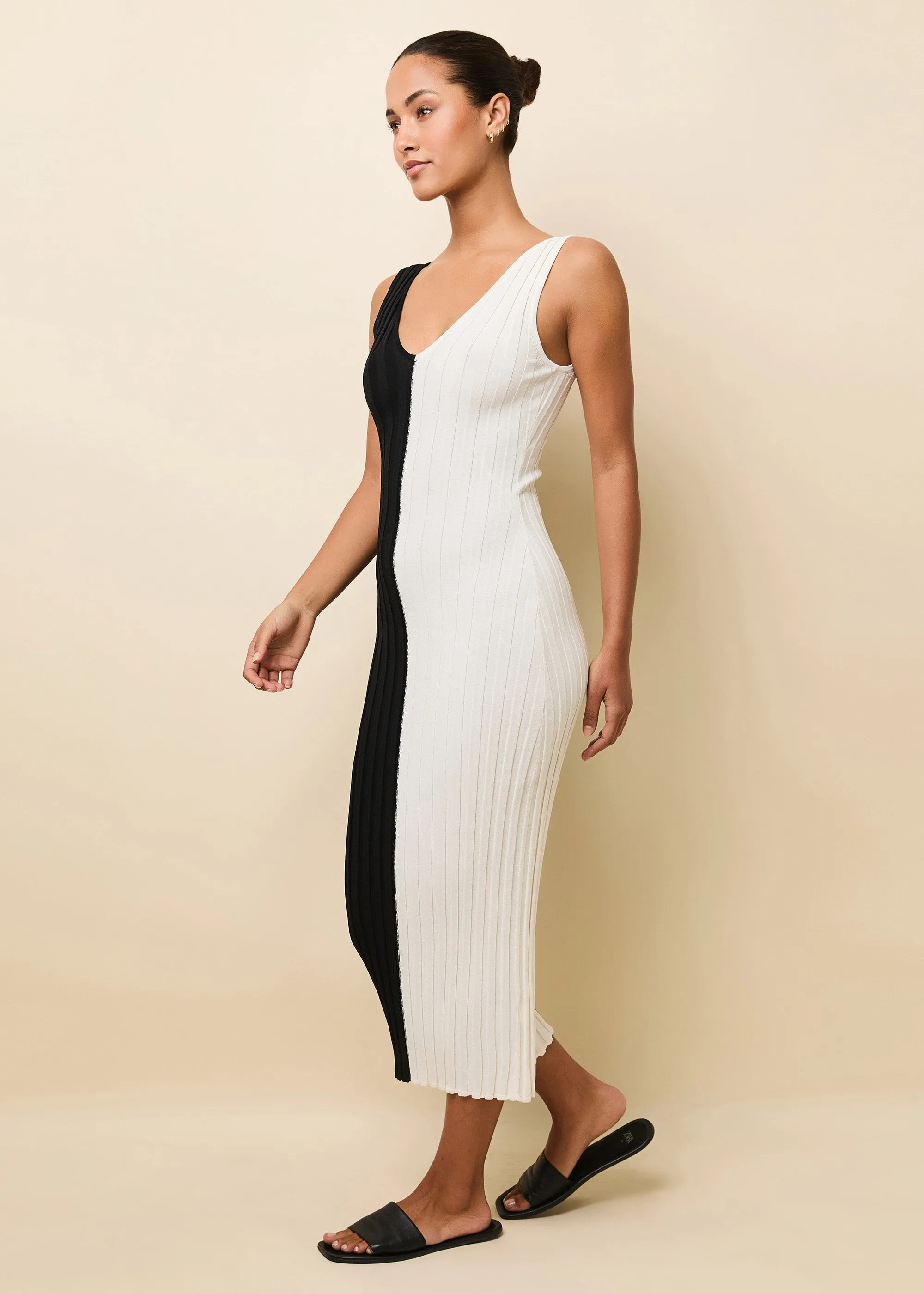 Aubrey Dress Noir / Brule