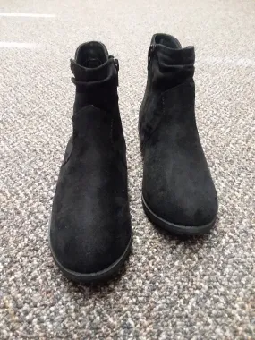 Black Boots