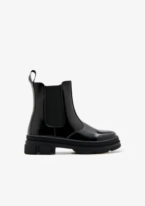 Black Chelsea Boots