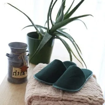 Chochili 20 Pairs Fabric Packed Non-Woven Disposable Hotel Slippers for Airbnb Spa Wedding Guests Adult Men Women Size 10-11, White